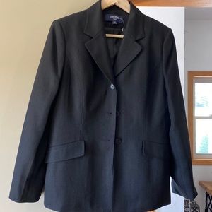 Jones Wear black blazer  3 button New with tags